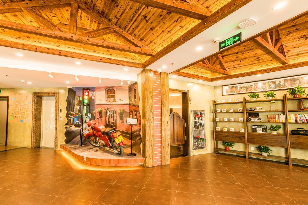 Nostalgia Hotel Near Tianjin Polar Ocean Word- Tianjin Fonte Joy World, 10 Minutes Drive Away From Tianjin Tanggu High-Speed Railway Station, Free Ice-Cream, Mineral Water, Snacks And Laundry Service, English Communication Well Bagian luar foto