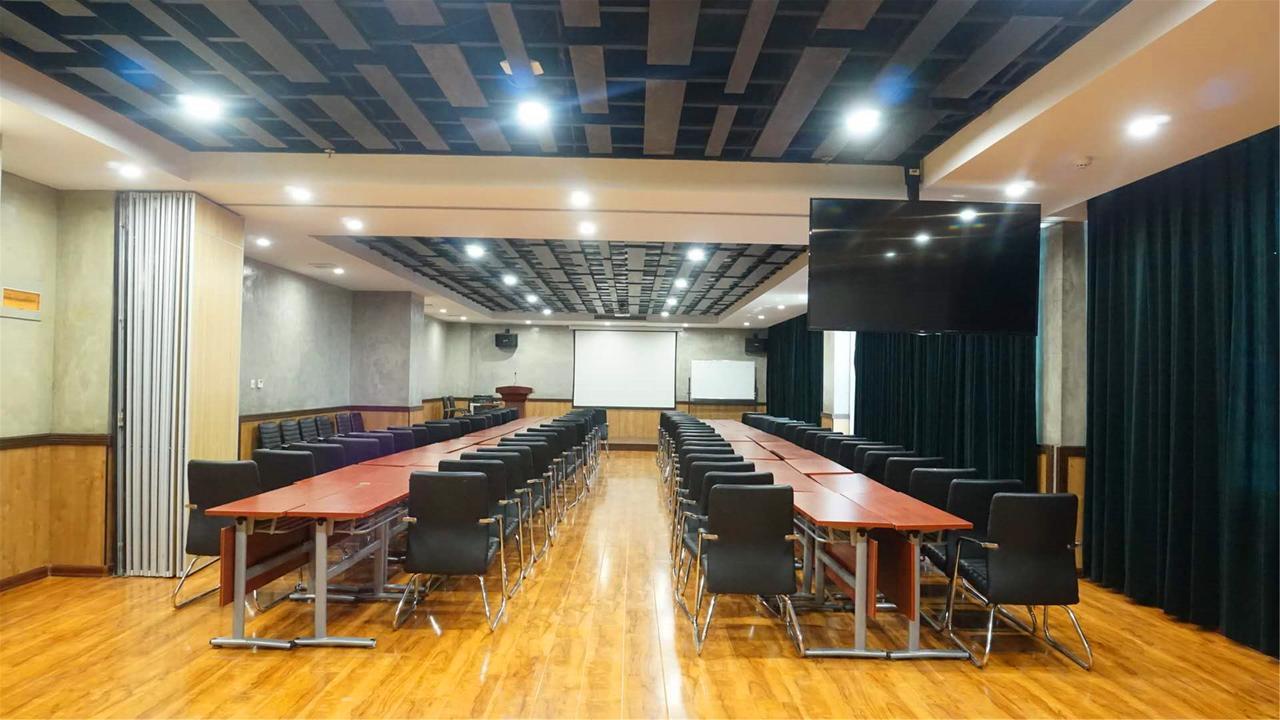 Nostalgia Hotel Near Tianjin Polar Ocean Word- Tianjin Fonte Joy World, 10 Minutes Drive Away From Tianjin Tanggu High-Speed Railway Station, Free Ice-Cream, Mineral Water, Snacks And Laundry Service, English Communication Well Bagian luar foto