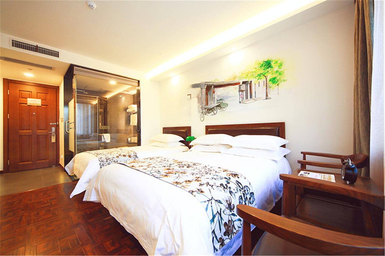 Nostalgia Hotel Near Tianjin Polar Ocean Word- Tianjin Fonte Joy World, 10 Minutes Drive Away From Tianjin Tanggu High-Speed Railway Station, Free Ice-Cream, Mineral Water, Snacks And Laundry Service, English Communication Well Bagian luar foto